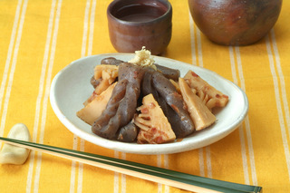 3月第5週 こんにゃくと筍の土佐煮.jpg