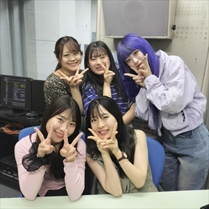 0616full_R.jpg