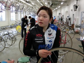 イマイチ表情が冴えない、田中まい選手