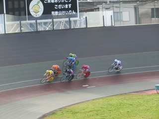 �����U�q�@�ŏI�Q�Z���^�[�̍U�h