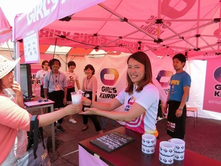 ガールズケイリンカフェには白井美早子選手が
