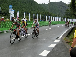 成年男子4周目 窪木選手は脚を貯める作戦に