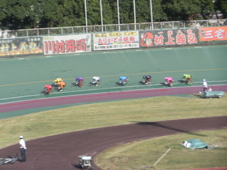 �R���ڂP�P�q�@�ŏI�P�Z���^�[�߂��̍U�h