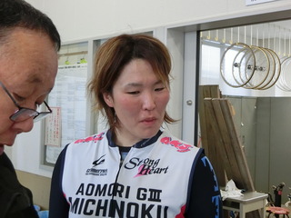 �����I��u�ނ��뎩�M�ɂȂ���Q���v