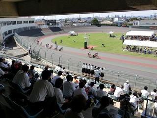少年4q速度競走準決勝2組 4周目HS 山田が永橋を交わしにかかる