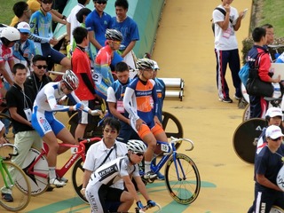 少年男子ポイントレース予選2組 山本選手スタンバイ完了!