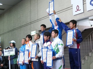 少年男子4q速度競走表彰式