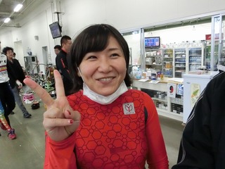 溝口選手「明日、体調が回復するのに期待して、V!」