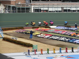 �V�q�W�����Q�Z���^�[�̍U�h