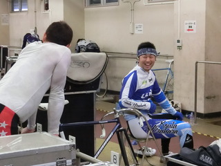 ���[�X����̋��q�I��ƒk�΂��镽���I��