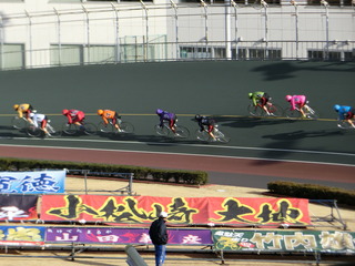 �P�O�q�ŏI�Q�R�[�i�[�̍U�h