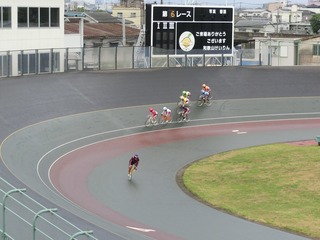 初日6R ジャン過ぎ2センターの攻防