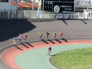 �����P�q�@�W�����S�R�[�i�[�̍U�h