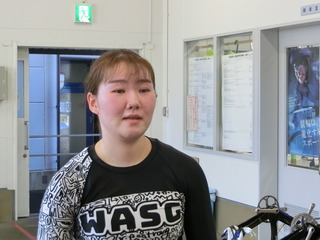 ����I��u�\�z�ƈႤ�W�J�������v