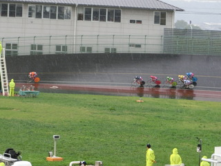 �ŏI���S�q�u�K�[���Y��ʁv�@�ŏI�Q�R�[�i�[�̍U�h