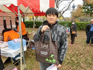一般男性・午前の部はオガワさんが66q/hで優勝