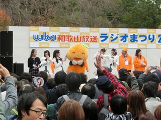 「わかちゃん」はチーム8メンバーにモテモテ