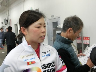 山本選手「突っかかってしまったけど、内が空いていたんで…」
