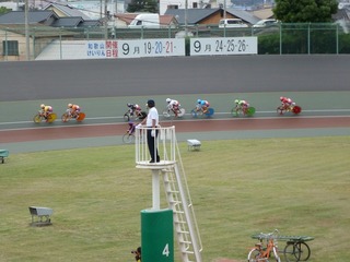 初日6R ジャン3コーナー過ぎの攻防