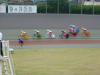 2日目7R ジャン3コーナー過ぎの攻防