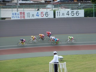 2日目6R 最終3コーナー過ぎの攻防