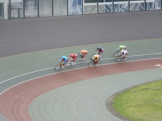 2日目7R 最終2センター過ぎの攻防