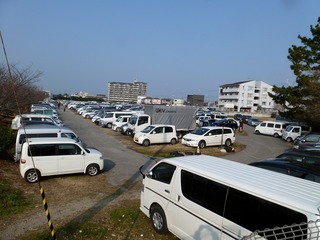 GP当日の朝 第4駐車場には多くの車が