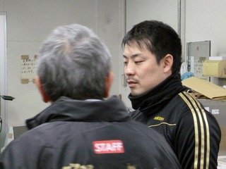 「深谷のカマシが決まらなかったのが全て」と振り返る岩津選手